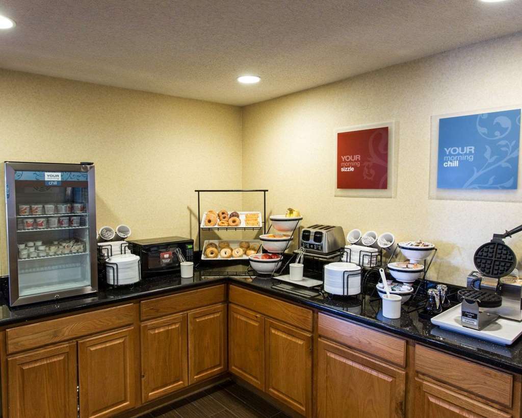 Quality Inn I-25 Pueblo Restaurant foto